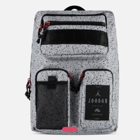 AIR JORDAN ELITE UTILITY SPEED HESI 15" LAPTOP CEMENT BACKPACK NWT MA0838-G0W